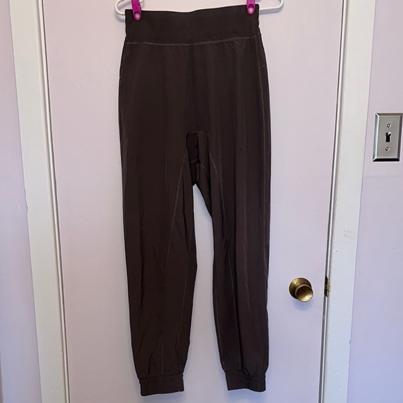 Halara High Waisted Jogger - Picture 1 of 6